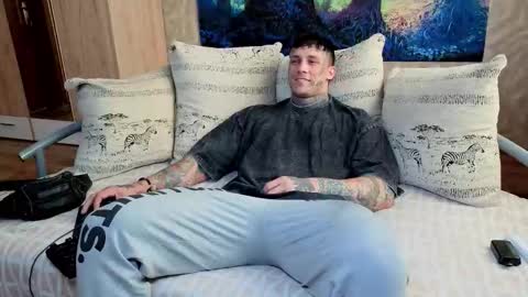 Snapshot of skirlingod chatting on 17, 9, 2025 skirlingod online show from 17, 9, 2025
