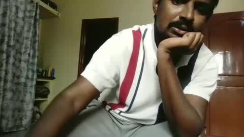 Snapshot of sklavepappu143 chatting on 13, 3, 2026 Indianslut1431 online show from 13, 3, 2026