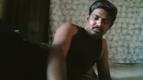 Snapshot of sklavepappu143 chatting on 5, 4, 2026 Indianslut1431 online show from 5, 4, 2026