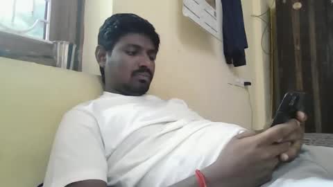 Snapshot of sklavepappu143 chatting on 6, 4, 2026 Indianslut1431 online show from 6, 4, 2026
