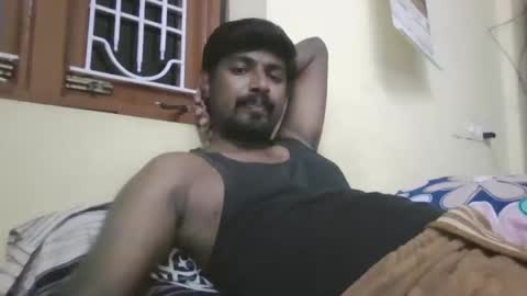 Snapshot of sklavepappu143 chatting on 2, 5, 2026 Indianslut1431 online show from 2, 5, 2026