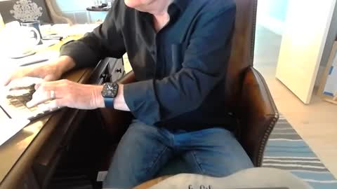 Snapshot of skr235 chatting on 20, 2, 2025 skr235 online show from 20, 2, 2025