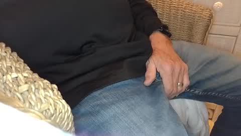 Snapshot of skr235 chatting on 2, 12, 2025 skr235 online show from 2, 12, 2025