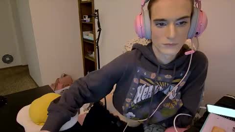 Snapshot of sky4dylancb chatting on 29, 11, 2025 Gem online show from 29, 11, 2025