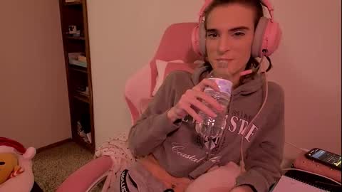 Snapshot of sky4dylancb chatting on 1, 12, 2025 Gem online show from 1, 12, 2025