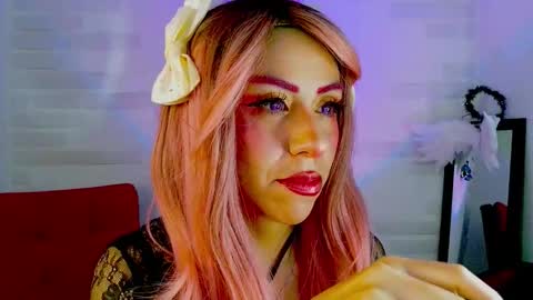 Snapshot of sky_girl1 chatting on 1, 12, 2025 Mile online show from 1, 12, 2025