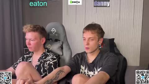 Snapshot of sky_hunter chatting on 15, 5, 2026 sky_hunter online show from 15, 5, 2026