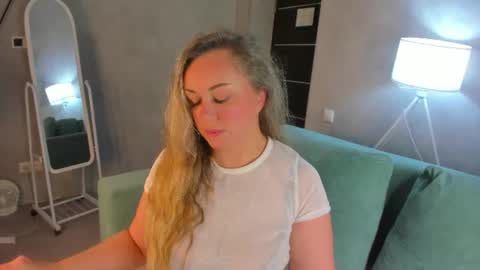 Snapshot of sky_kuper chatting on 24, 6, 2026 Sky online show from 24, 6, 2026