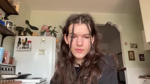 Snapshot of sky_lounge chatting on 8, 4, 2026 sky lounge online show from 8, 4, 2026