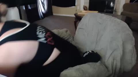 SKYLE   online show from 14, 9, 2025