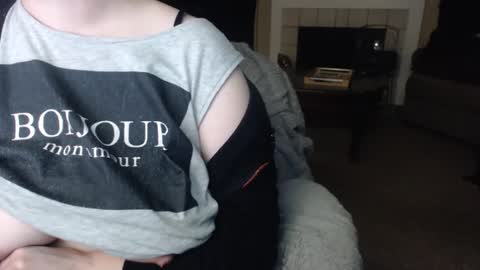 SKYLE   online show from 5, 3, 2026