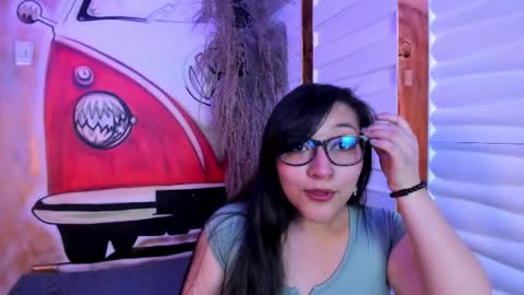 Snapshot of skye_bluee_ chatting on 14, 10, 2025 skye_bluee_ online show from 14, 10, 2025