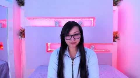 Snapshot of skye_bluee_ chatting on 21, 10, 2025 skye_bluee_ online show from 21, 10, 2025