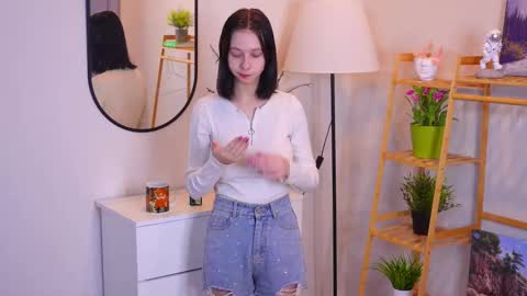 Snapshot of skyemcguire chatting on 2, 2, 2026 Melissa online show from 2, 2, 2026