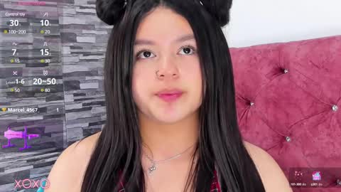 Snapshot of skyhotgirl chatting on 11, 2, 2025 Sky online show from 11, 2, 2025