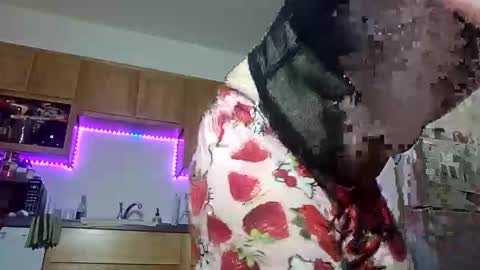 Snapshot of skyisacutie chatting on 15, 12, 2025 Skyisacutie online show from 15, 12, 2025