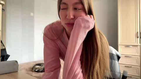 Snapshot of skylarbelle chatting on 22, 3, 2026 Aurora online show from 22, 3, 2026