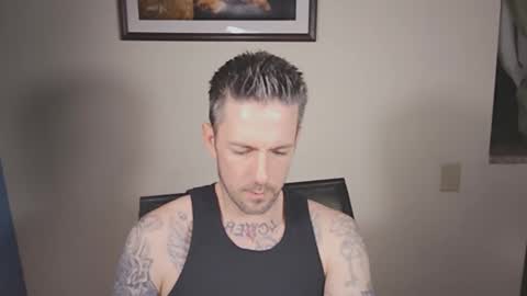 Snapshot of skylarrgrey chatting on 10, 4, 2026 SkylarGrey online show from 10, 4, 2026