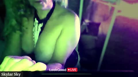 Skylar Sky online show from 18, 6, 2026