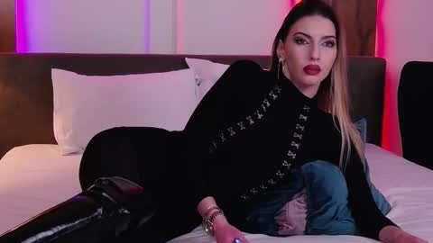 SkylarSpark online show from 14, 11, 2025