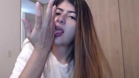 Snapshot of skyler1195 chatting on 15, 1, 2025 Skyler online show from 15, 1, 2025