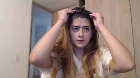 Snapshot of skyler1195 chatting on 16, 1, 2025 Skyler online show from 16, 1, 2025