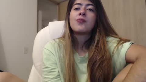 Snapshot of skyler1195 chatting on 20, 1, 2025 Skyler online show from 20, 1, 2025