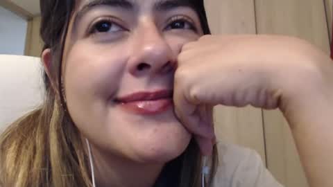 Snapshot of skyler1195 chatting on 1, 2, 2025 Skyler online show from 1, 2, 2025