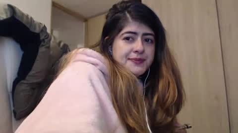 Snapshot of skyler1195 chatting on 6, 2, 2025 Skyler online show from 6, 2, 2025