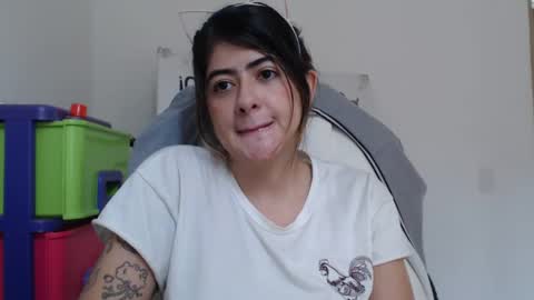 Snapshot of skyler1195 chatting on 17, 2, 2025 Skyler online show from 17, 2, 2025