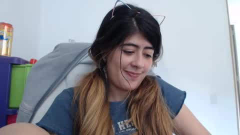 Snapshot of skyler1195 chatting on 18, 2, 2025 Skyler online show from 18, 2, 2025