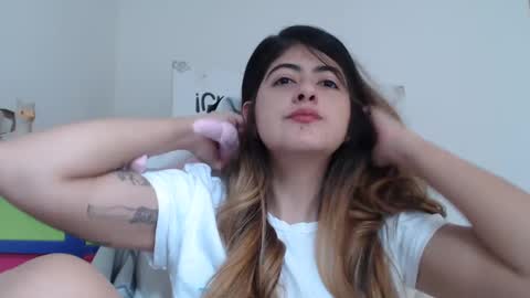 Snapshot of skyler1195 chatting on 10, 3, 2025 Skyler online show from 10, 3, 2025