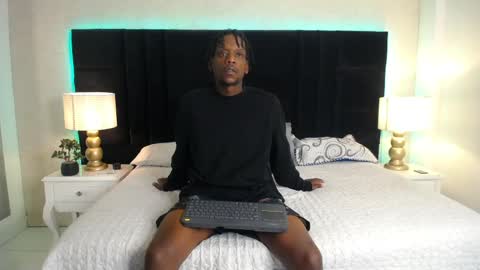 SKYLERBIGXXX online show from 29, 5, 2026