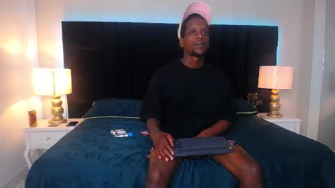 Snapshot of skylerbigxxx chatting on 28, 6, 2026 SKYLERBIGXXX online show from 28, 6, 2026