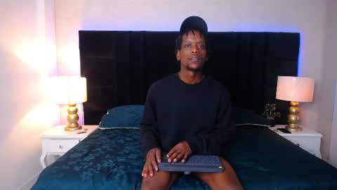 Snapshot of skylerbigxxx chatting on 30, 6, 2026 SKYLERBIGXXX online show from 30, 6, 2026
