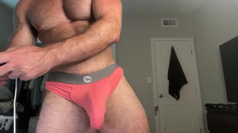 Snapshot of skylerflexes chatting on 12, 6, 2026 Skyler Flexes online show from 12, 6, 2026