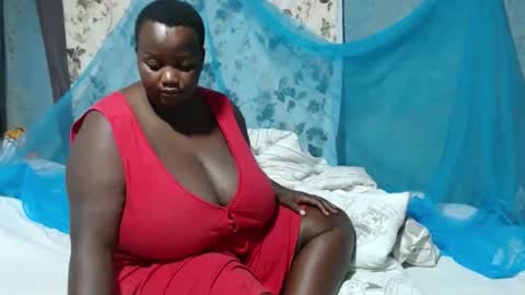 Snapshot of skylla07 chatting on 30, 10, 2025 sheliah online show from 30, 10, 2025