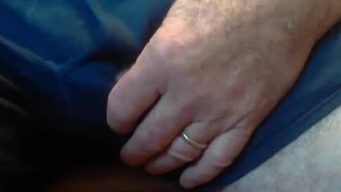 Snapshot of skypylot chatting on 14, 11, 2025 ResqPylot2 online show from 14, 11, 2025