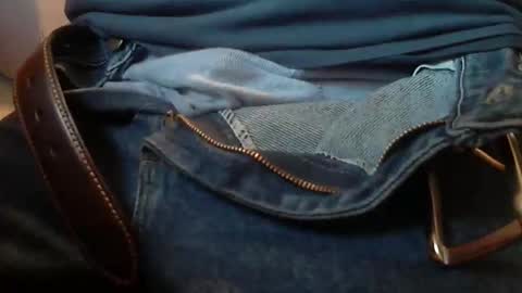 Snapshot of skypylot chatting on 17, 11, 2025 ResqPylot2 online show from 17, 11, 2025