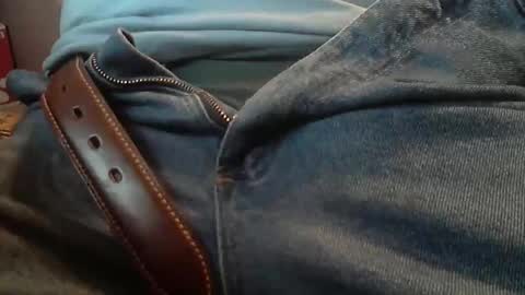 Snapshot of skypylot chatting on 25, 11, 2025 ResqPylot2 online show from 25, 11, 2025