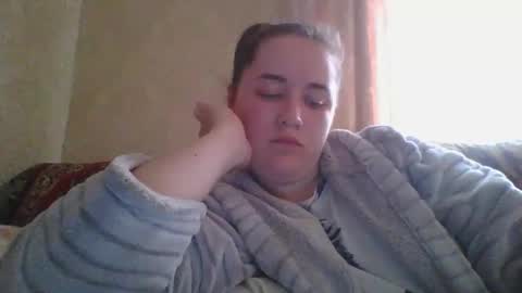 Snapshot of skyressie333 chatting on 7, 4, 2026 skyressie333 online show from 7, 4, 2026