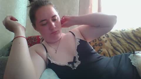 skyressie333 online show from 24, 6, 2026