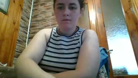 skyressie333 online show from 28, 7, 2026