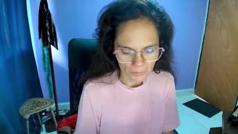 Snapshot of slavefuck chatting on 20, 12, 2025 SlaveFuck online show from 20, 12, 2025