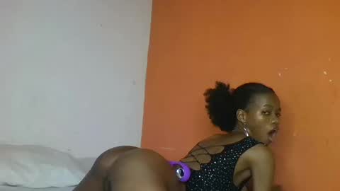 Snapshot of slaybby chatting on 5, 3, 2025 Slaybby online show from 5, 3, 2025