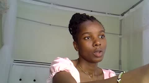 Snapshot of sleciahsha chatting on 24, 4, 2026 sly online show from 24, 4, 2026