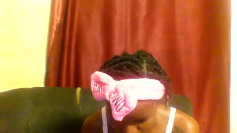 Snapshot of sleek_ass chatting on 1, 3, 2025 sleek_ass online show from 1, 3, 2025