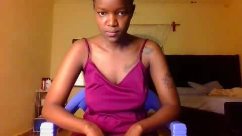 Snapshot of sleek_ass chatting on 12, 9, 2025 sleek_ass online show from 12, 9, 2025