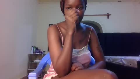 Snapshot of sleek_ass chatting on 28, 9, 2025 sleek_ass online show from 28, 9, 2025