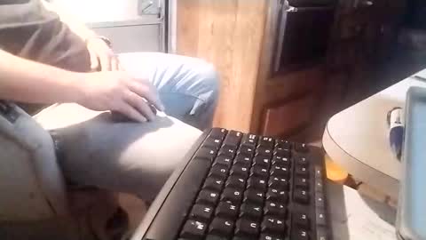 sleepwithyou online show from 4, 11, 2025